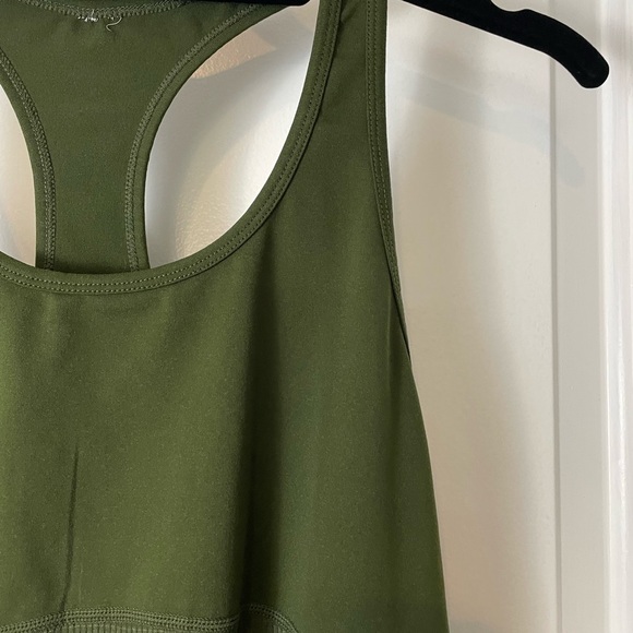 2 for $15 💚 Fabletics curved cinch racer back tank - Picture 3 of 4